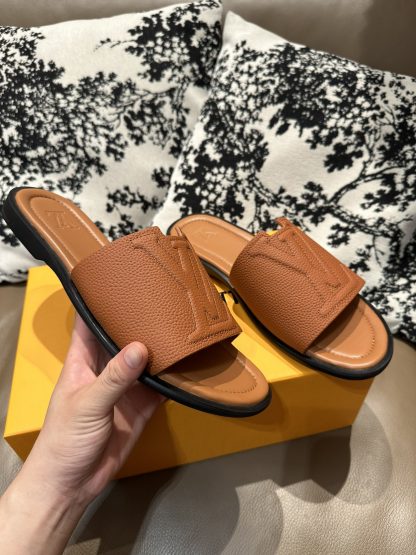 Louis Vuitton full leather slippers - Image 3