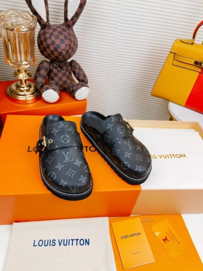 Louis Vuitton monogram bread slippers - Image 3