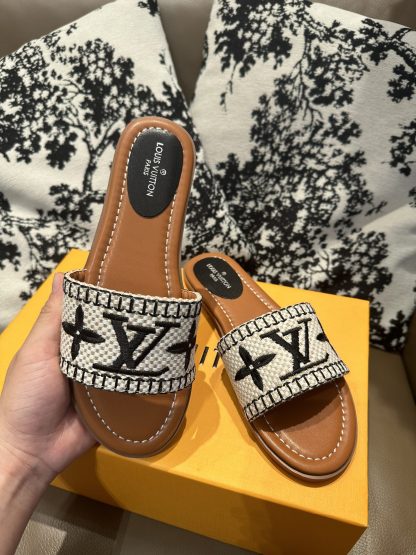 Louis Vuitton New Classic Slippers with Embroidery - Image 3