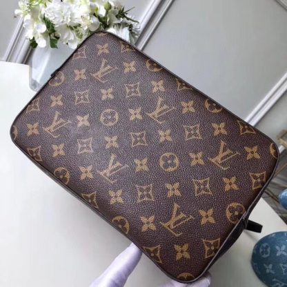Louis Vuitton M43985 NéoNoé Handbag - Image 3