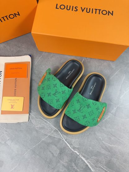 Louis Vuitton's latest fashion casual half slippers - Image 3