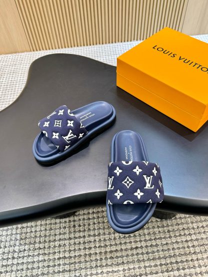 Louis Vuitton Pool Pillow Comfort Slide Sandals - Image 3