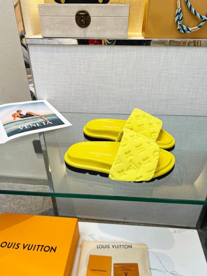 Louis Vuitton Pool Pillow Comfort Slide Sandals - Image 4