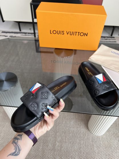 Louis Vuitton autumn and winter slippers - Image 4