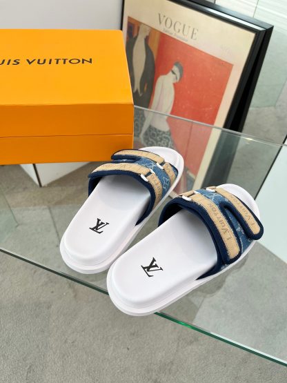 Louis Vuitton high-end men's summer slippers - Image 4