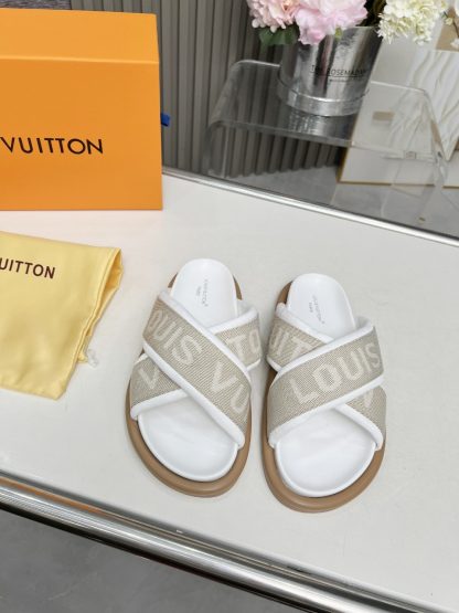 Louis Vuitton Spring and Summer New Slippers - Image 4
