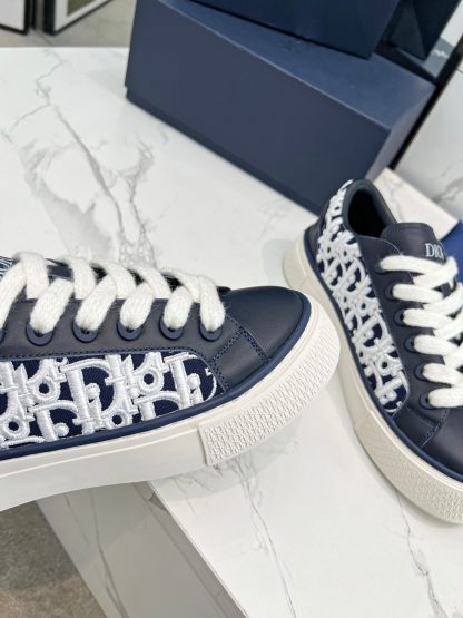 Dior navy blue embroidered tennis shoes - Image 4
