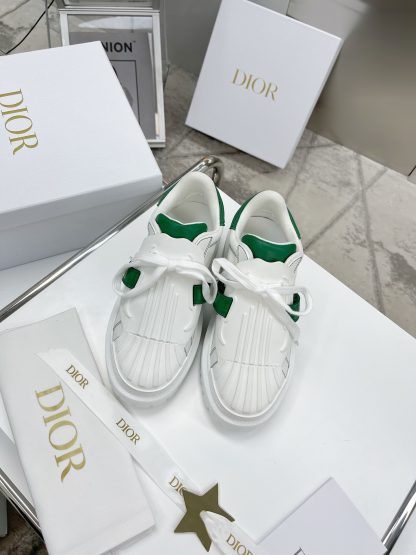 Dior classic and fashionable shell toe white shoes - Image 4