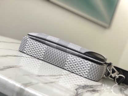 Louis Vuitton bag m6944 white check - Image 4