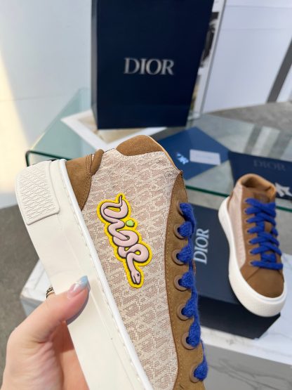 Dior brown high-top sports shoes - Image 4