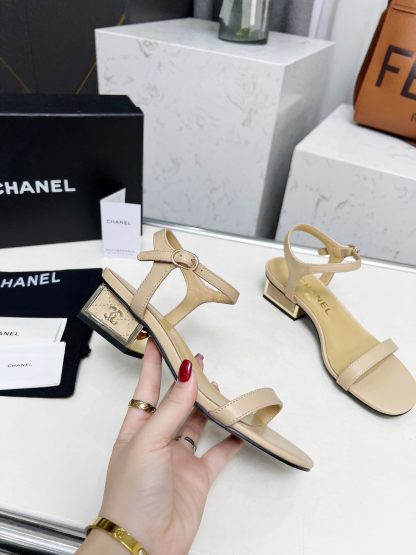 Chanel apricot one-strap gold-plated heel sandals Heel height: 3.5cm - Image 3