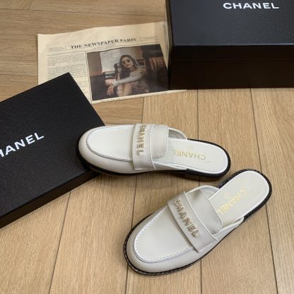 Chanel spring and summer new white brick buckle letter advanced and durable lazy half slippers - Image 4