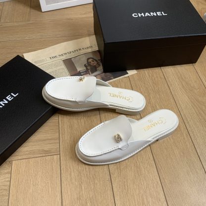 Chanel Early Spring White Classic Perfect Match Flash Brick Daily Sandals - Image 4