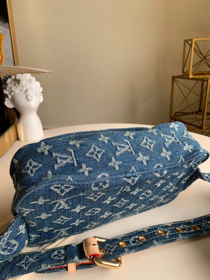Louis Vuitton Second-hand limited edition bag - Image 4