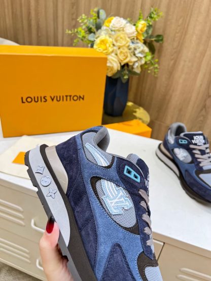 Louis Vuitton breathable diamond mesh sneakers - Image 4
