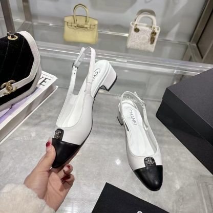 Chanel Spring and Summer New White Comfortable Low Heel Sandals Heel Height 3.5cm - Image 4