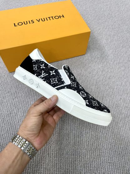 Louis Vuitton Men's Fashion Casual Sports Shoes - Image 4