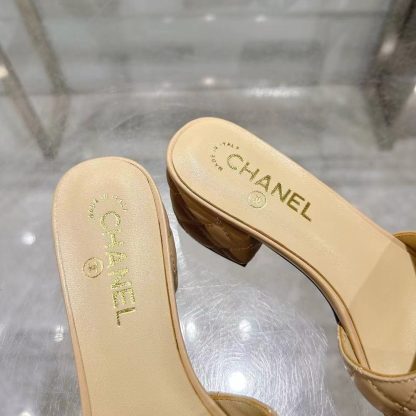 Chanel Spring/Summer New Arrival Apricot Embroidered Linge Classic Sandals Heel Height 5cm - Image 4
