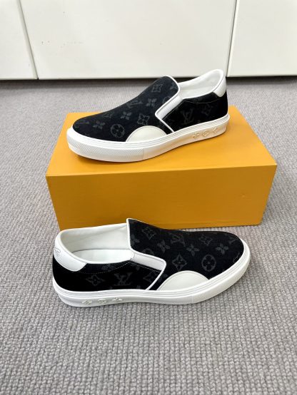 Louis Vuitton Men's Fashion Casual Sports Shoes - Image 4