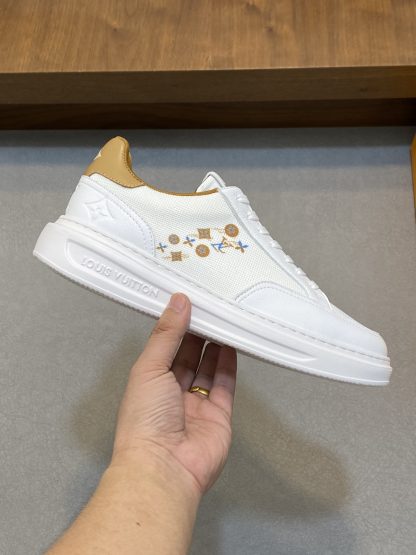 Louis Vuitton Men's Classic Casual Sneakers - Image 4