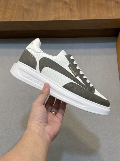 Louis Vuitton Men's Classic Casual Sneakers - Image 4