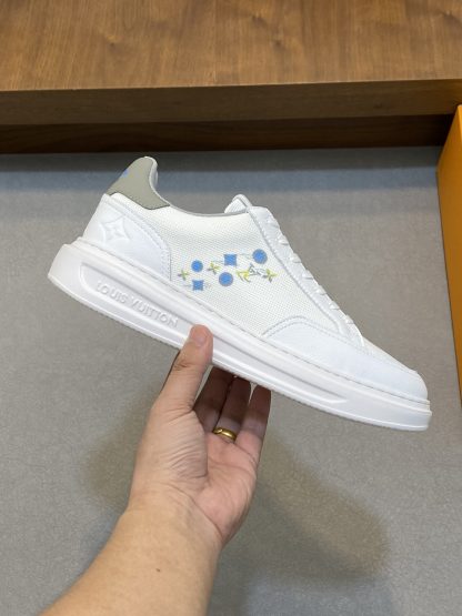 Louis Vuitton Men's Classic Casual Sneakers - Image 4