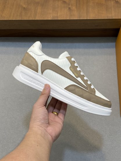 Louis Vuitton Men's Classic Casual Sneakers - Image 4