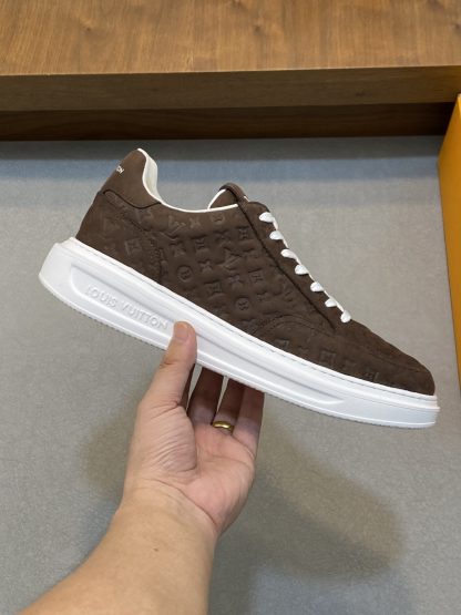 Louis Vuitton men's high-end casual sports shoes - Image 4