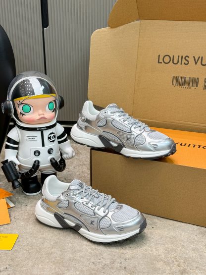 Louis Vuitton Olympia series couples' models Silver Horn King leisure sports shoes running shoes - Image 4