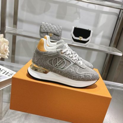 Louis Vuitton Neo Run Away sneakers - Image 5