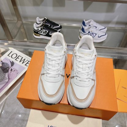 Louis Vuitton Neo Run Away sneakers - Image 5