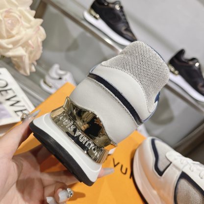 Louis Vuitton Neo Run Away sneakers - Image 4