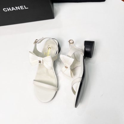 Chanel Spring/Summer Dancing Shoes Collection White Sandals with Bowknot Heel Height 3.5cm - Image 4
