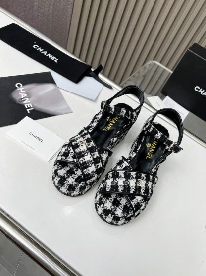 Chanel black and white platform wedge-heeled thick-soled summer sandals - Image 2