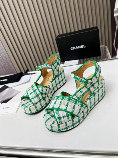 Chanel green and white platform wedge heel thick-soled summer sandals - Image 3