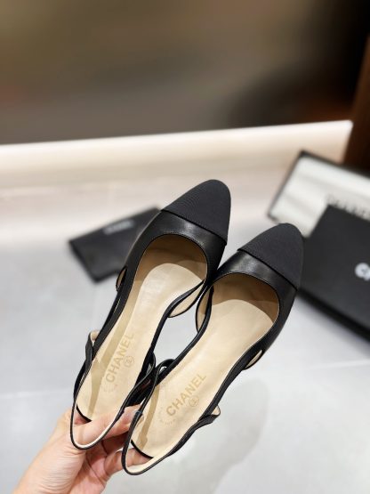 Chanel black pointed lambskin sandals - Image 3