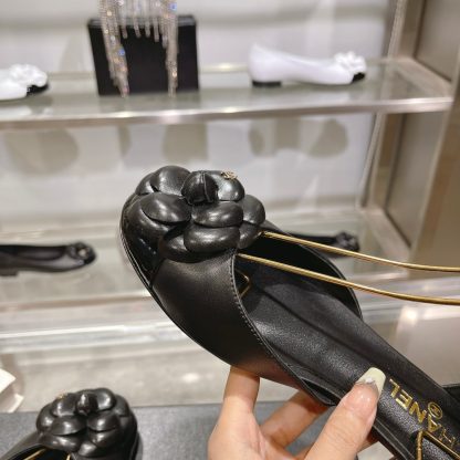 Chanel early spring new camellia series black sandals heel height 2.5cm - Image 4