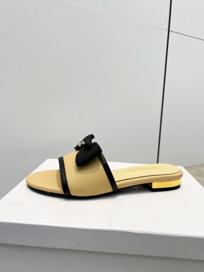 Chanel Spring and Summer Apricot Color with Cute Bow Flat Sandals - Image 4