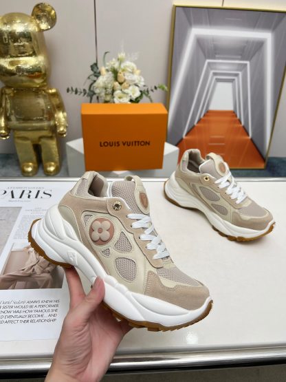 Louis Vuitton Run55 sneakers - Image 5