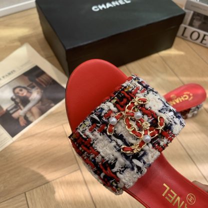 Chanel's new spring and summer red goddess elegant and durable thick-heeled sandals - Image 4