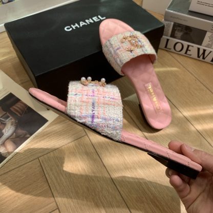 Chanel spring and summer new pink goddess elegant and durable flat sandals - Image 4