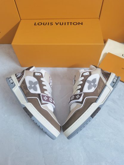 Louis Vuitton Couple's Trainer Sneakers - Image 4