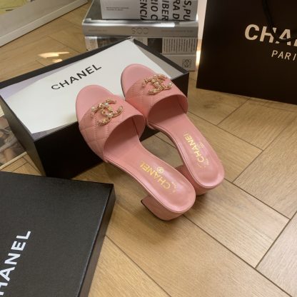 Chanel spring and summer new pink characteristic lady temperament durable thick heel sandals heel height 4.5cm - Image 4
