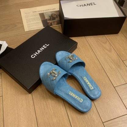 Chanel's new blue spring and summer style flat sandals with ladylike temperament - Image 4
