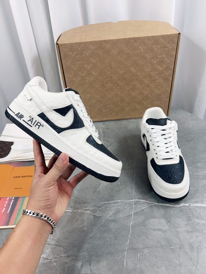 Louis Vuitton couple's co-branded sports shoes - Image 4