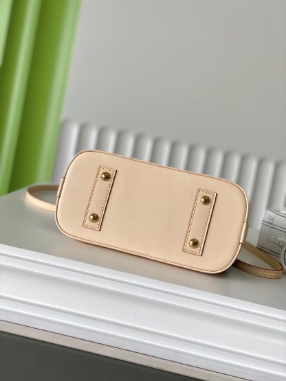 Louis Vuitton ALMA BB badge silk screen shell bag - Image 4