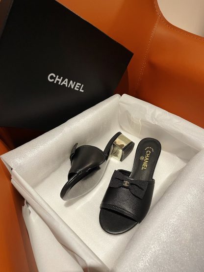 Chanel black new bow thick heel sandals heel height 4.5cm - Image 4