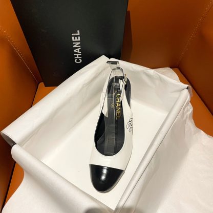 Chanel new white leather high-heeled sandals - Image 4