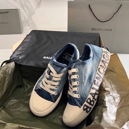Balenciaga canvas fashion low-top casual shoes - Image 4