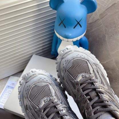 Balenciaga tire-soled retro casual sneakers - Image 4